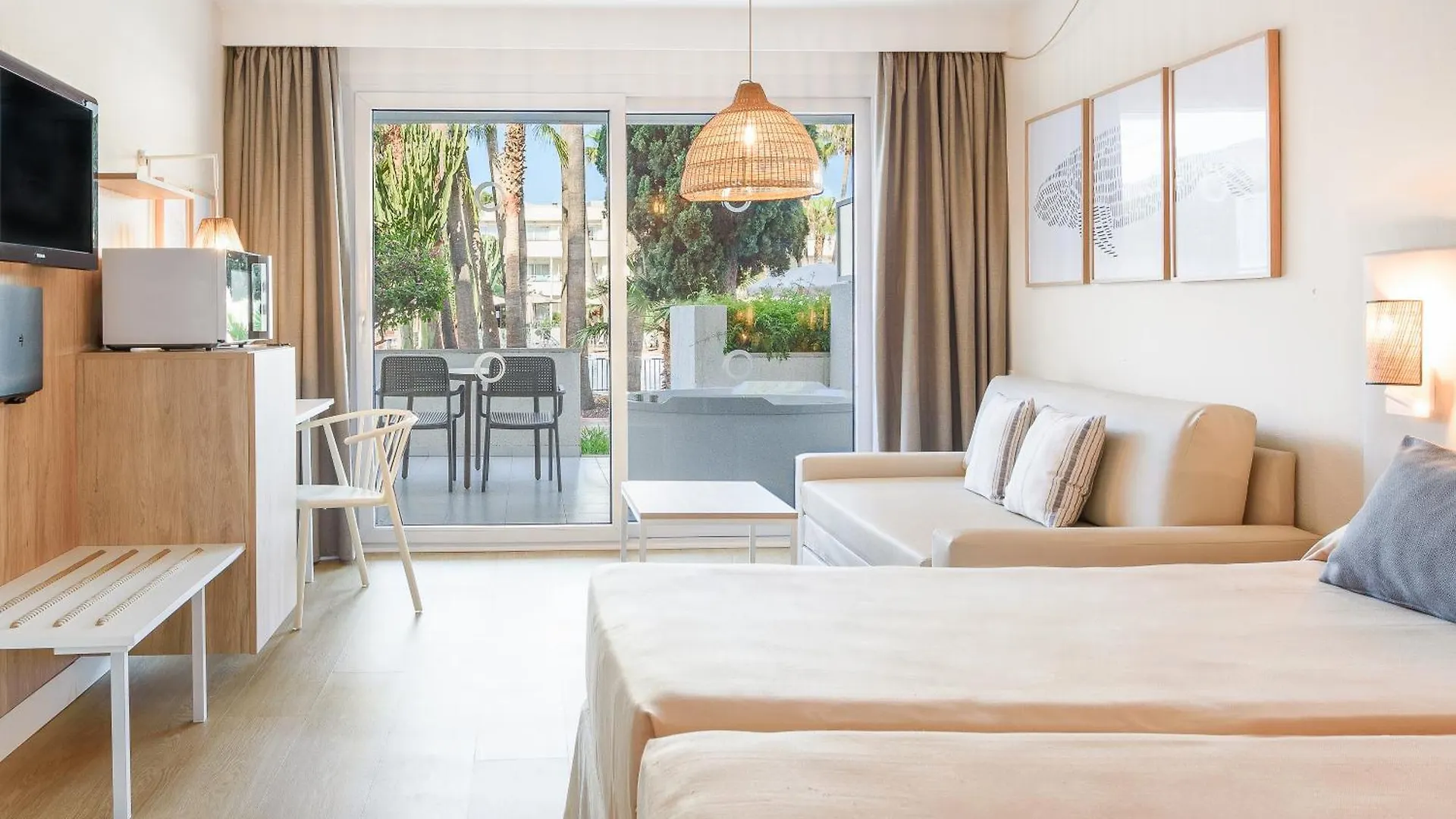 Fergus Club Palmanova Park Hotel 4*,  Spanje