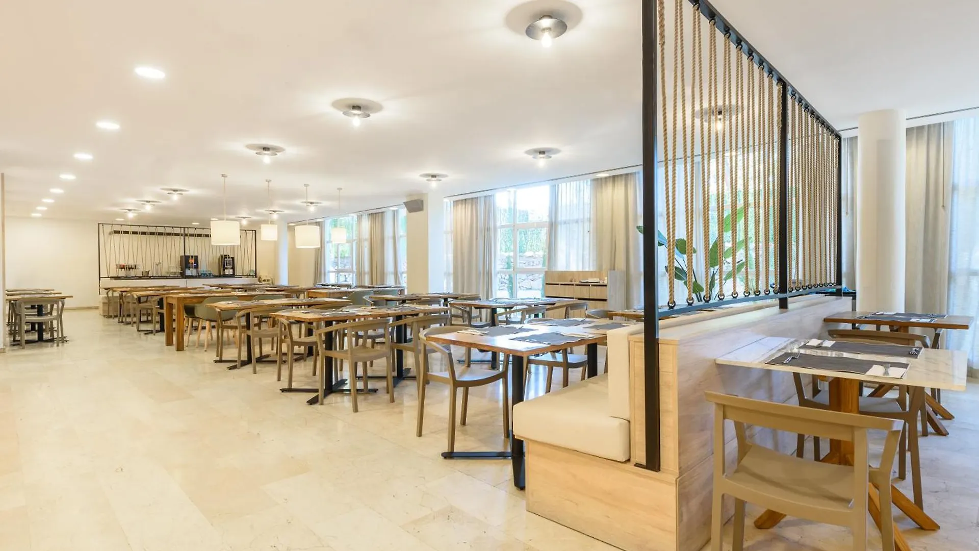 Hotel Fergus Club Palmanova Park 4*,
